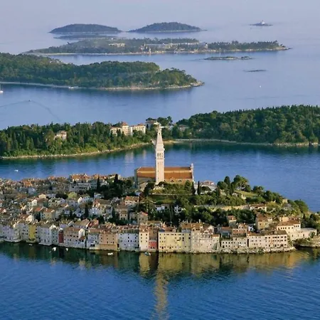 Apartman Bajo Rovinj Exterior photo